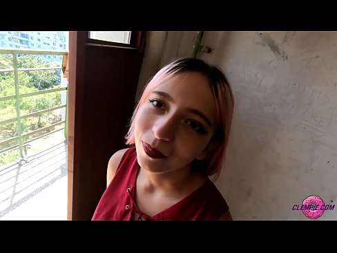 ❤️ Cov tub ntxhais kawm Sensual Sucks ib tug neeg txawv txawv nyob rau hauv lub Outback - Cum ntawm nws lub ntsej muag ❤ Porn video ntawm porn hmn.oldsex.ru ib